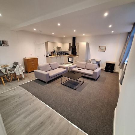 Centre Of The Town Appartement Whitchurch  Buitenkant foto